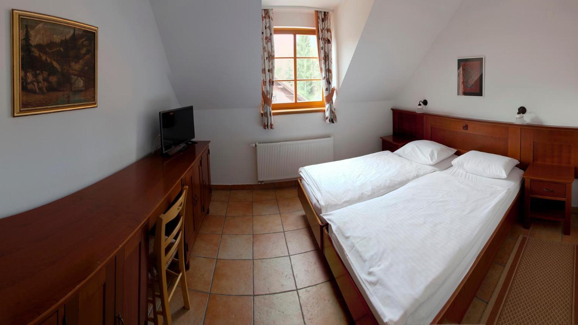 Hotel Kovac Osilnica Kültér fotó