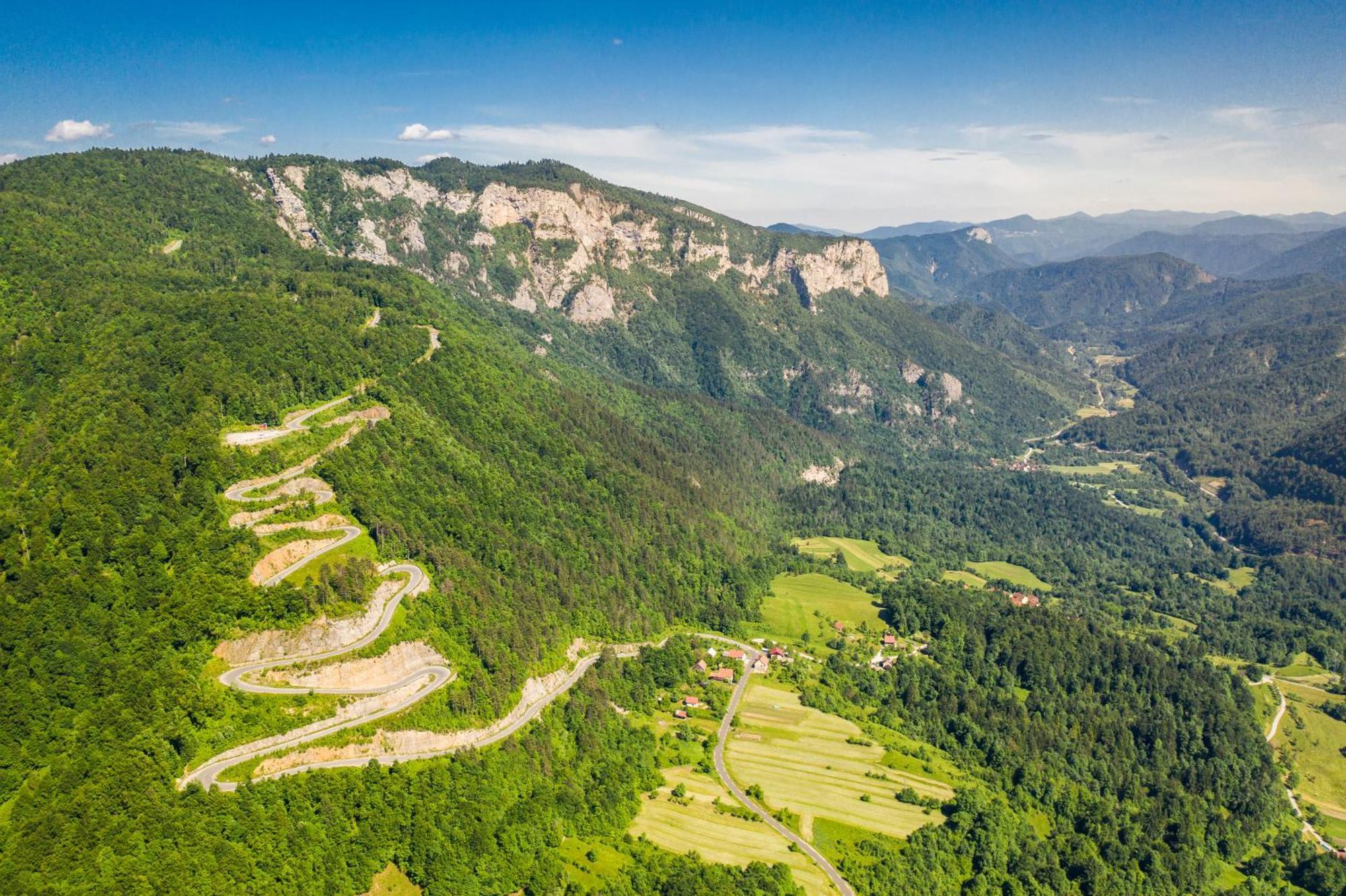 Hotel Kovac Osilnica Kültér fotó