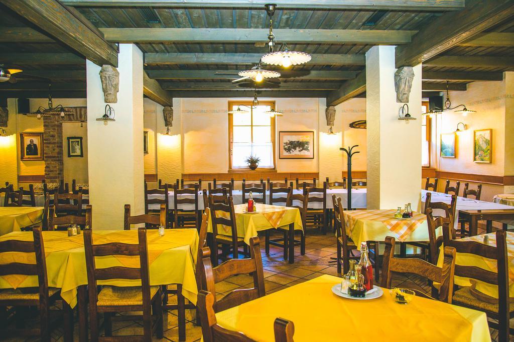 Hotel Kovac Osilnica Kültér fotó