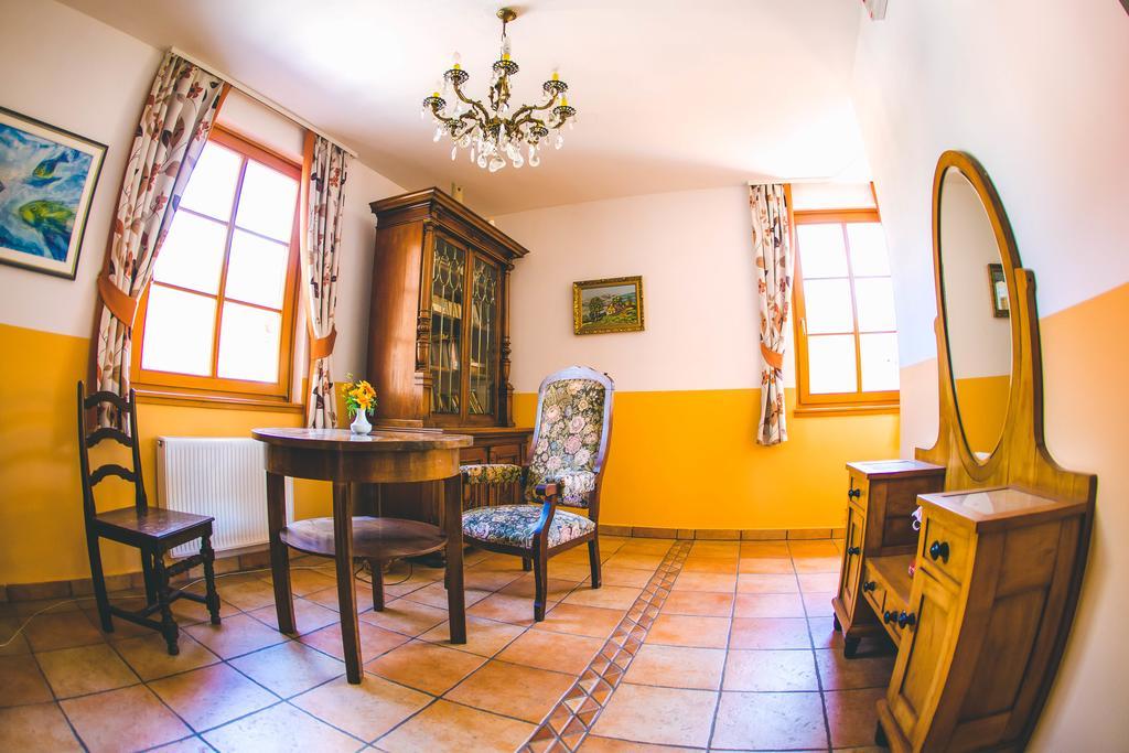 Hotel Kovac Osilnica Kültér fotó