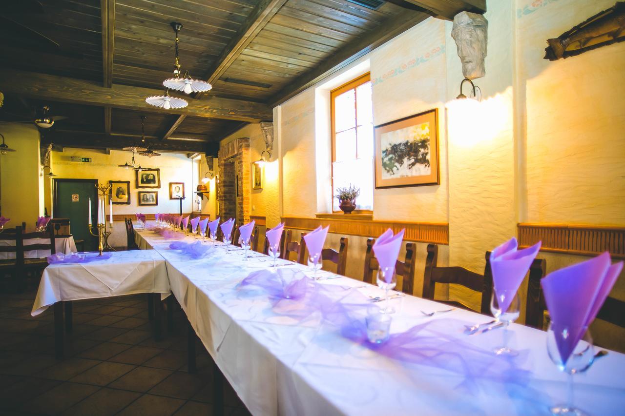 Hotel Kovac Osilnica Kültér fotó